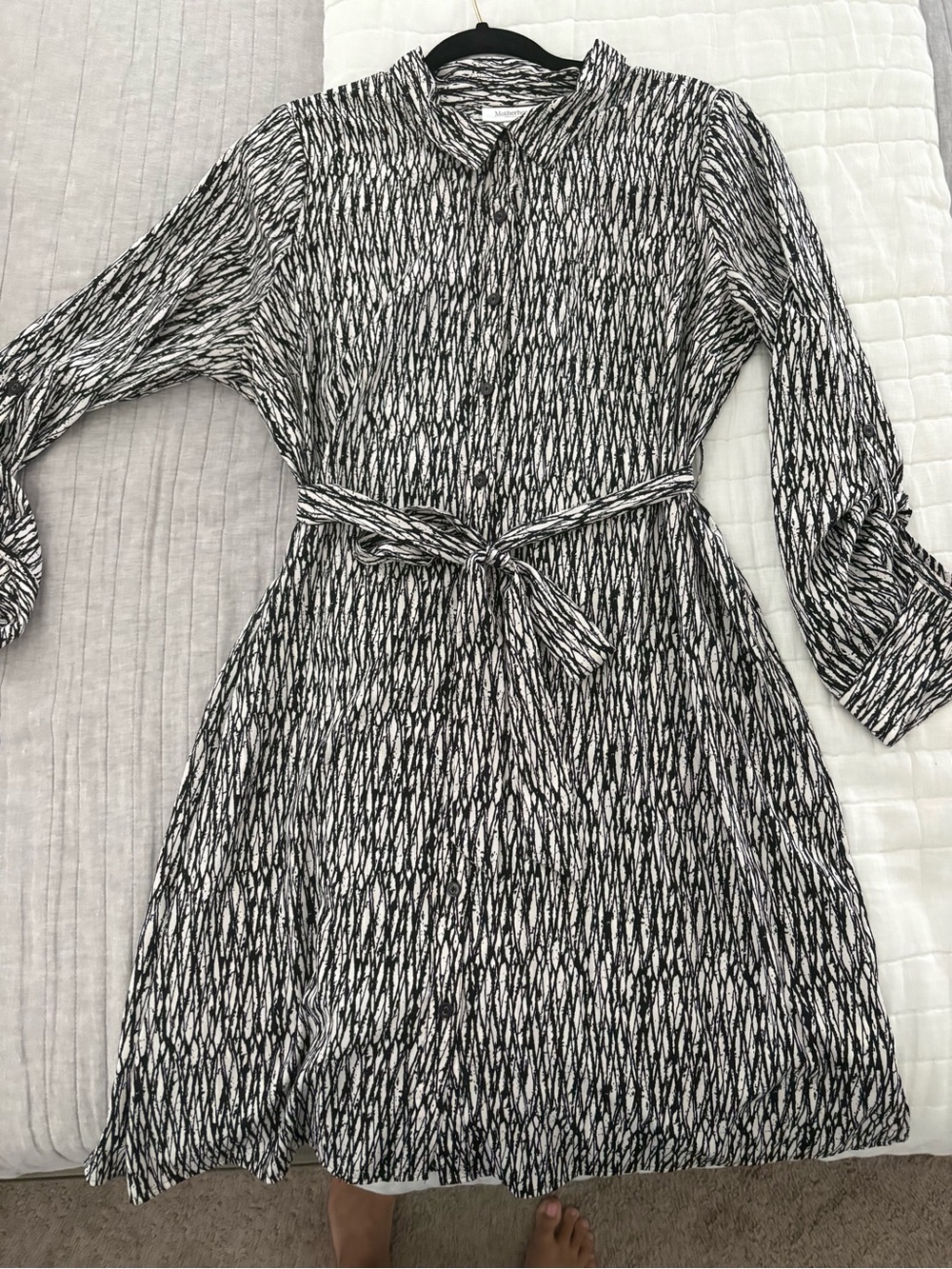 Motherhood Maternity Black & White Long Sleeve Tie-Waist Shirt Dress